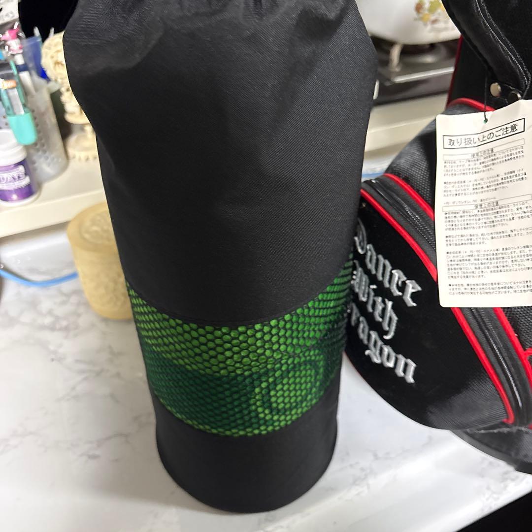 キャディバッグ型クーラーボックス、パターマット付