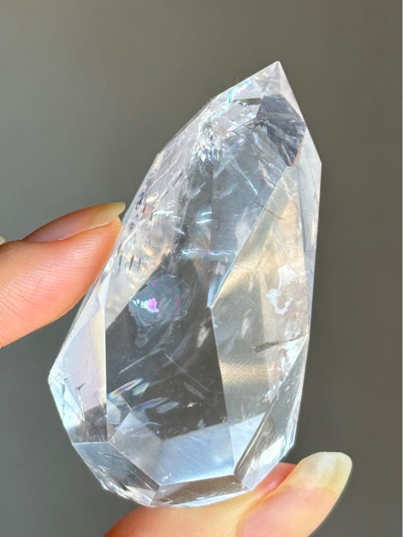 特価　少し石目あり　高品質　レムリアンシード　水晶　ファセットカット　虹　透明