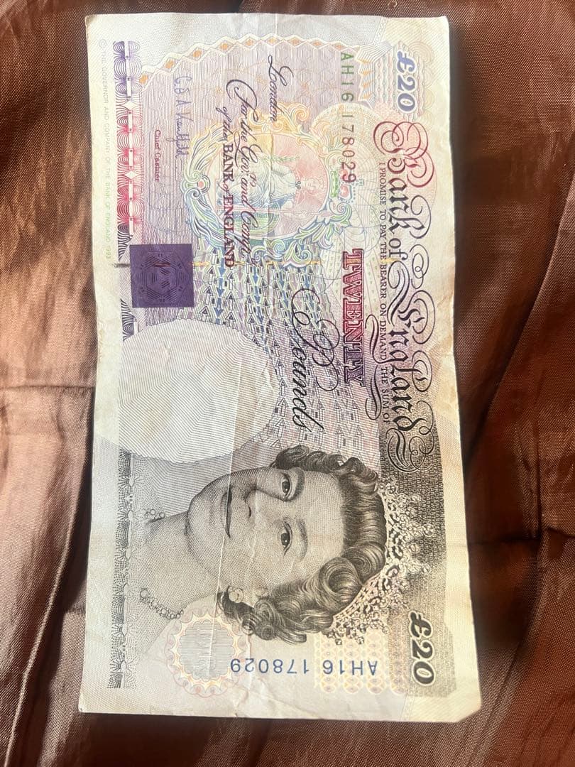 ポンド　旧品　流通品　エリザベス女王　コレクション