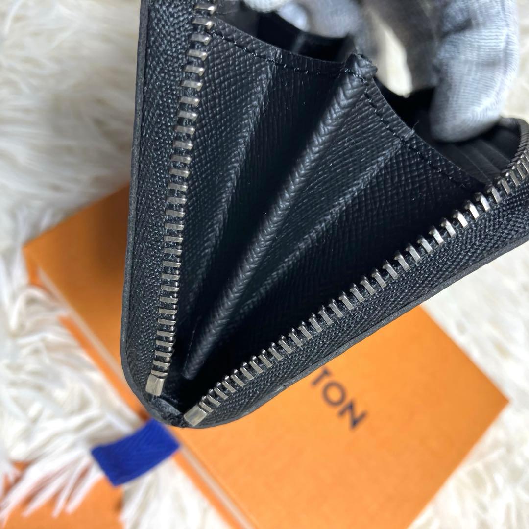 【未使用級】ルイヴィトン ジッピーパース モノグラム エクリプス FRID