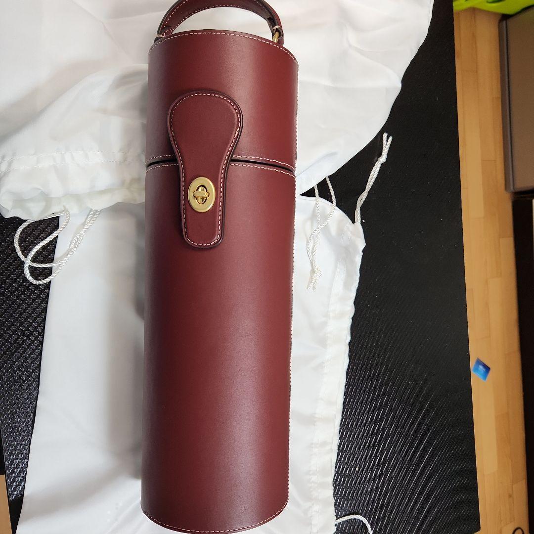 COACH バーガンディ レザー水筒カバー