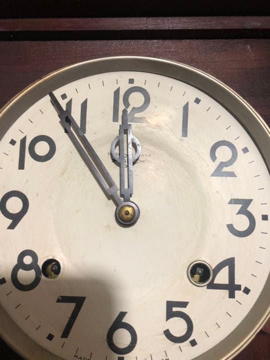 アサイ時計店　オキュパイドジャパン稼働品表蓋に経年劣化による割れが有ります❗️