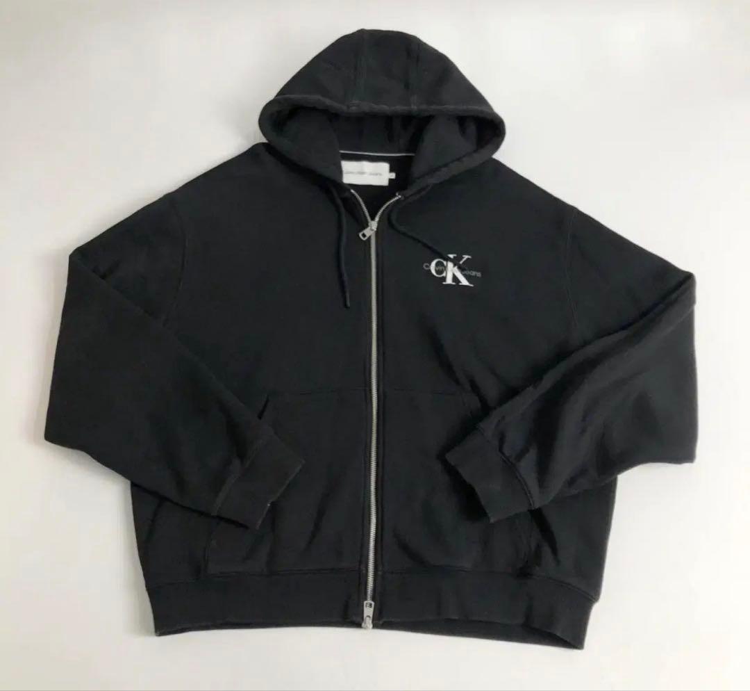   カルバンクライン　ジップパーカー
