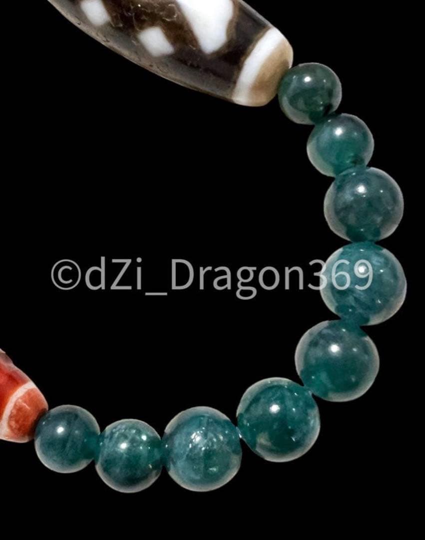 dZi beadsジービーズ 上肯 老礦手工藏伝仏龍眼天珠のブレス