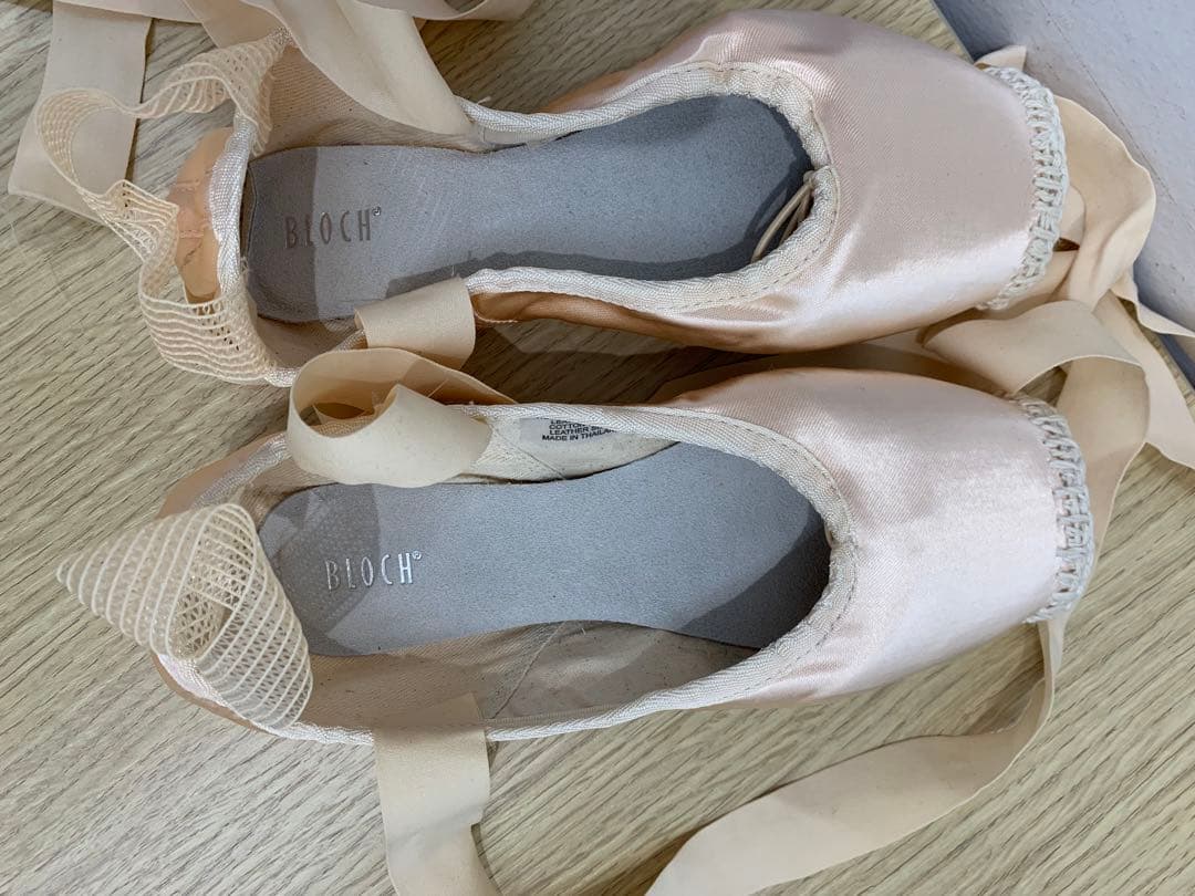 未使用品　試着のみ　BLOCH バランスヨーロピアン　トゥシューズ　5.5X