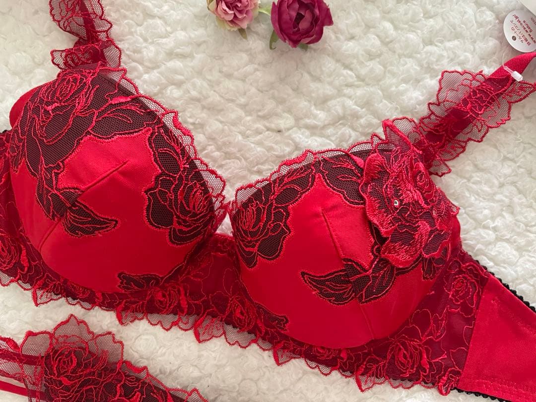 専用 サルート 旧20G D75/M ムーランルージュ RE