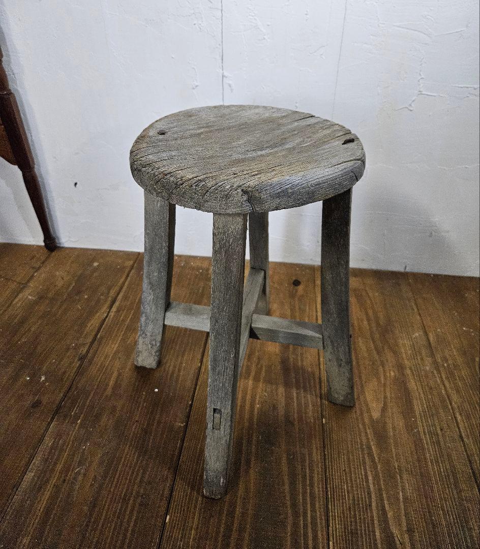 日本のアンティーク 古い木のスツール 丸椅子 チェア 花台 フラワースタンド