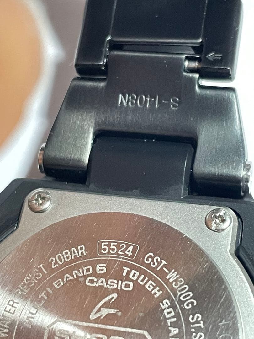 G-SHOCKブラックメタルバンド腕時計電波ソーラーGST-W300 G