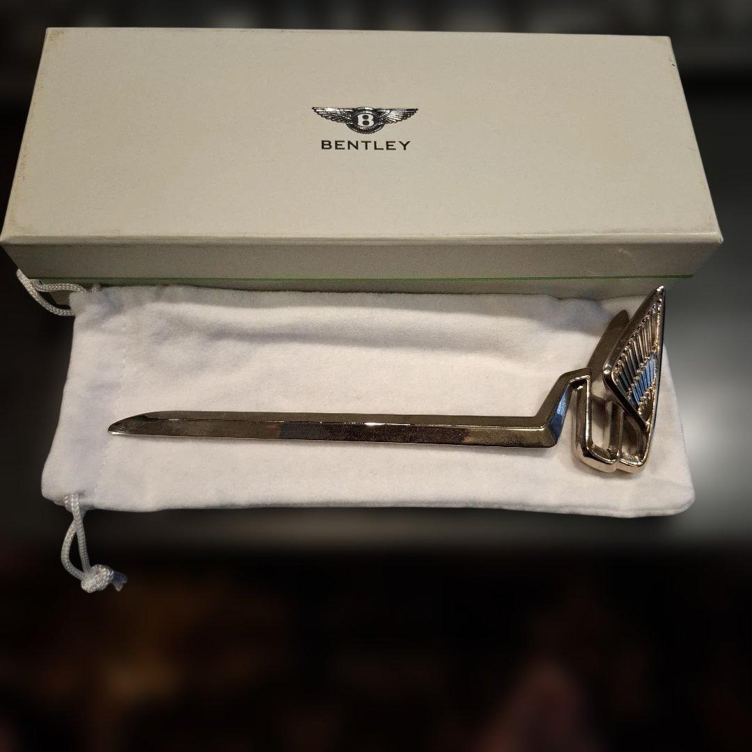 ベントレー ペーパーカッター ノベルティでコーンズに車検に出すと貰えます