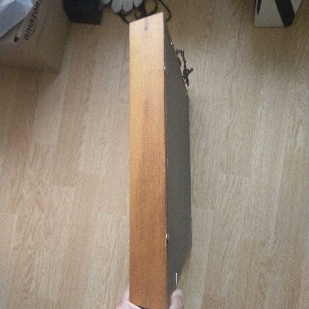 家紋金色モチーフのインテリアアート違い 鷹の羽