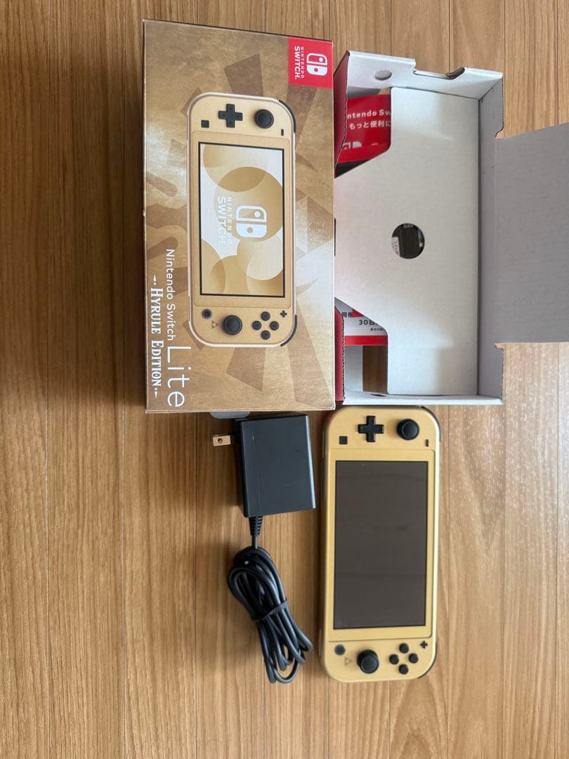 美品　Nintendo Switch Lite本体 ゼルダの伝説エディション