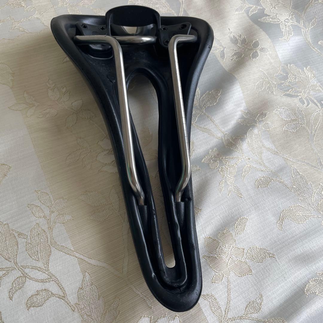 Selle SMP hell サドル　自転車　ロードバイク　イタリア