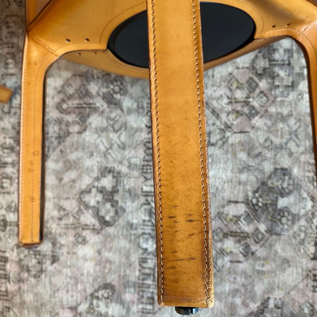 Cassina 412 キャブチェア コニャック 2脚出品中A