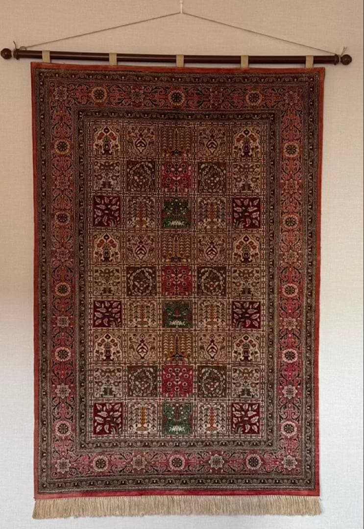 ペルシャ絨毯　クムシルク　80cm×120cm