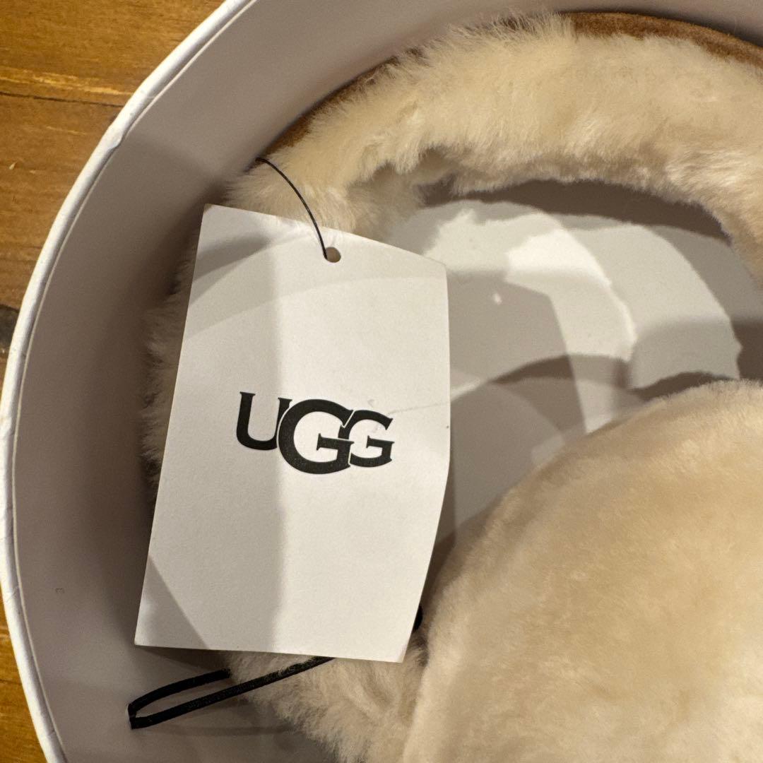 UGG イヤーマフ 新品