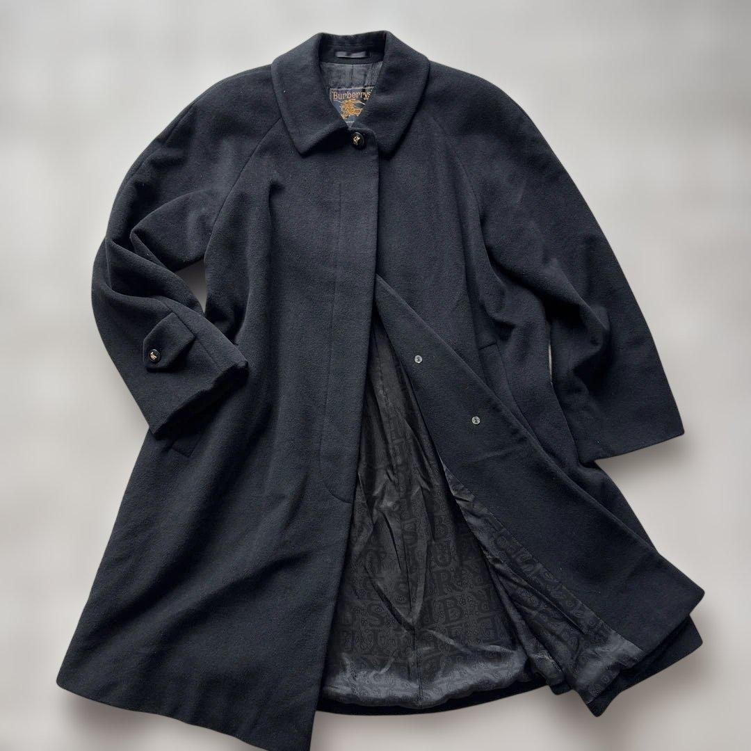 バーバリーズ【ホースロゴ金B】 ステンカラーＬ　黒　膝下丈　裏ロゴ総柄　アンゴラ