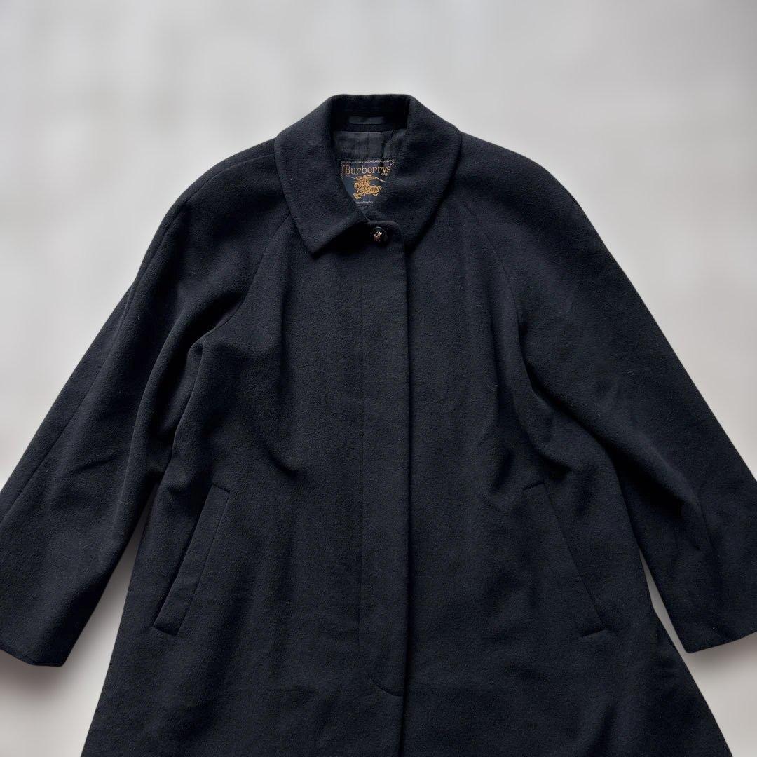 バーバリーズ【ホースロゴ金B】 ステンカラーＬ　黒　膝下丈　裏ロゴ総柄　アンゴラ