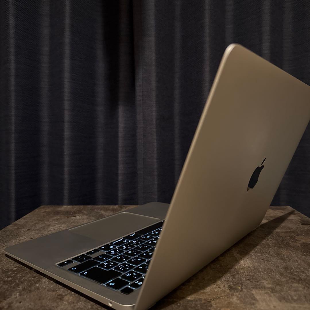 MacBook Air M1 256GB シルバー 本体