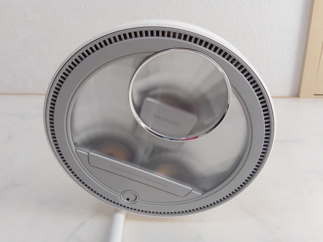 バルミューダ ライト LED デスク L01A-WH ホワイト 2018年製