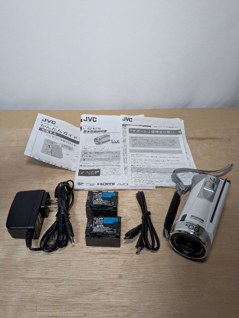 JVC Victor Everio GZ-E770-W ホワイト