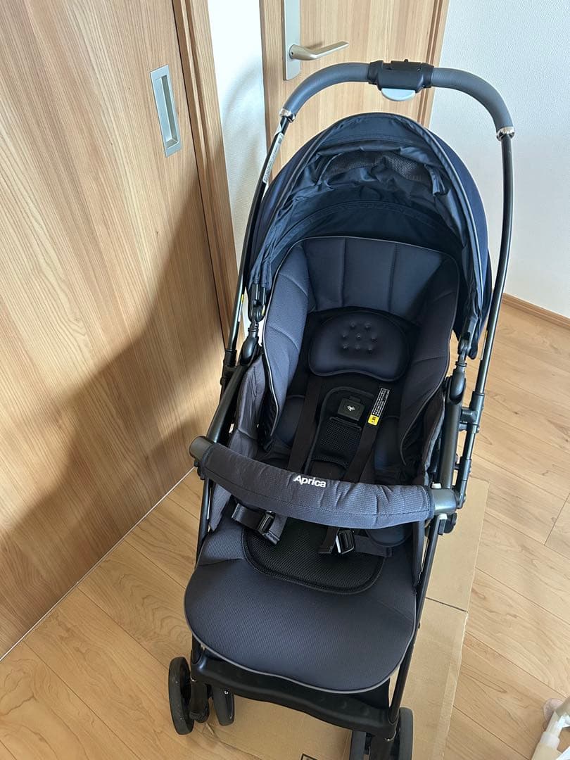 【極美品】最終値下げ‼️Aprica ベビーカー　ラクーナクッション アップリカ