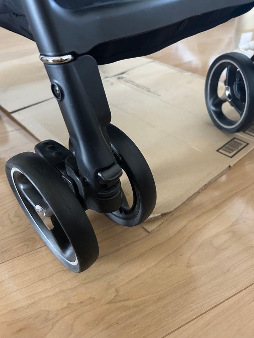 【極美品】最終値下げ‼️Aprica ベビーカー　ラクーナクッション アップリカ