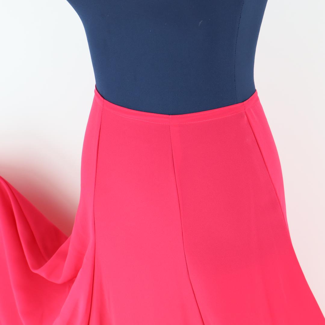 【美品 フラメンコ衣装】鮮やかピンク×水玉 ファルダ 大きく広がる裾 スカート