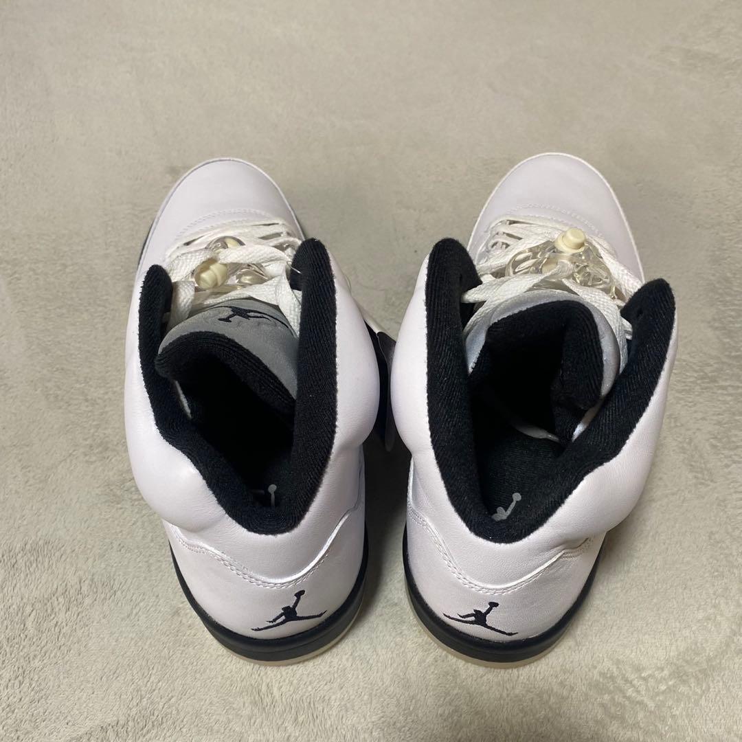 新品 ナイキ エアジョーダン 5 レトロ