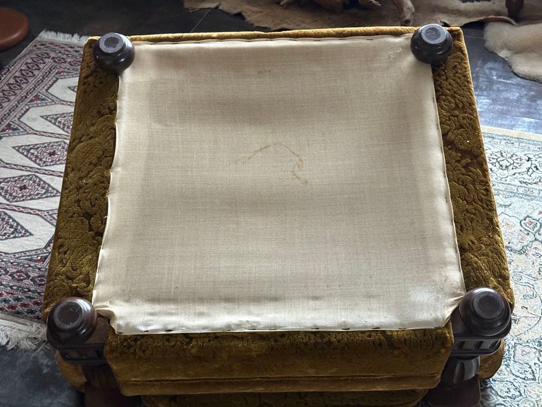 ①カリモク　karimoku レトロ　ビンテージ　ソファ　クラシック　IZ