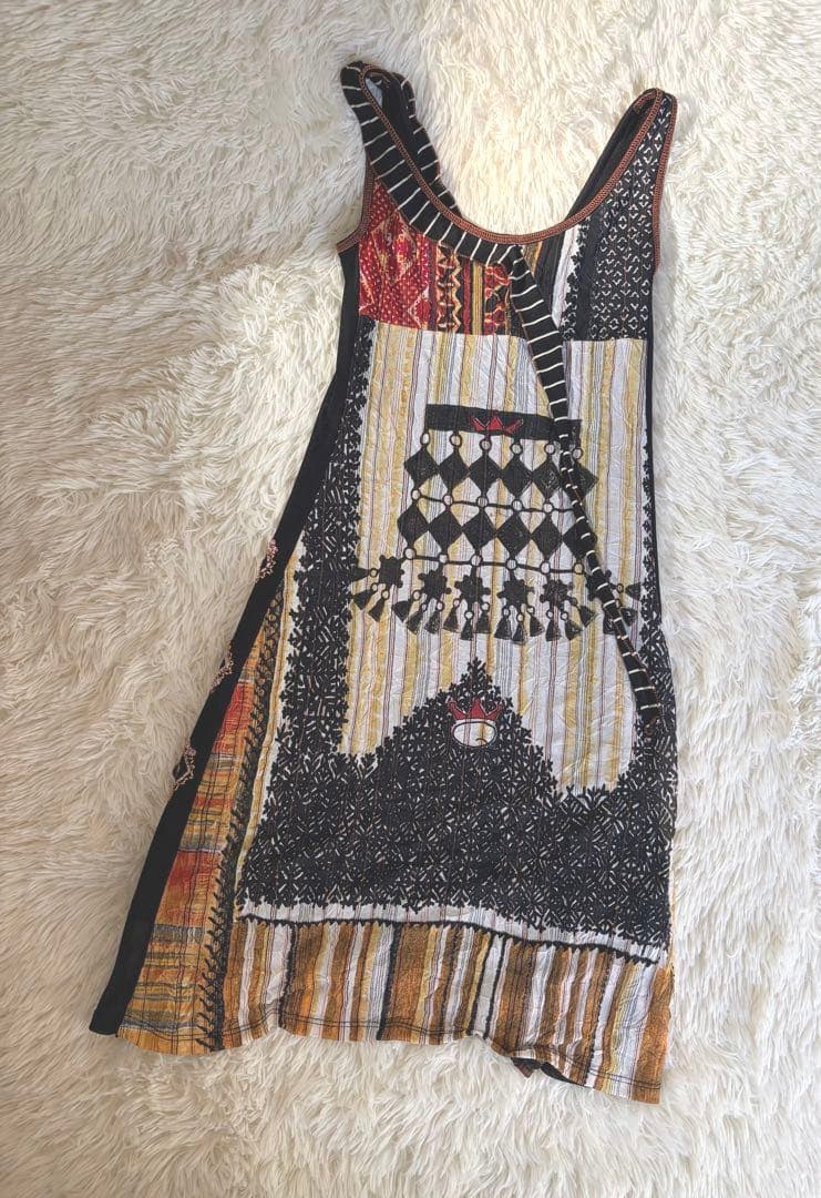 希少♡SAVE THE QUEEN セレブワンピース イタリア製　総柄　刺繍