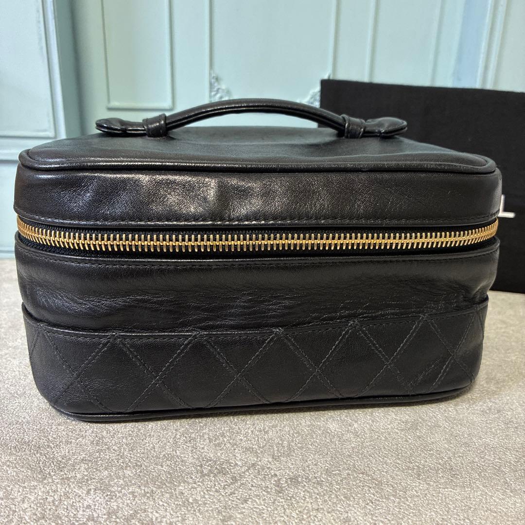 シャネル　CHANEL バニティバッグ