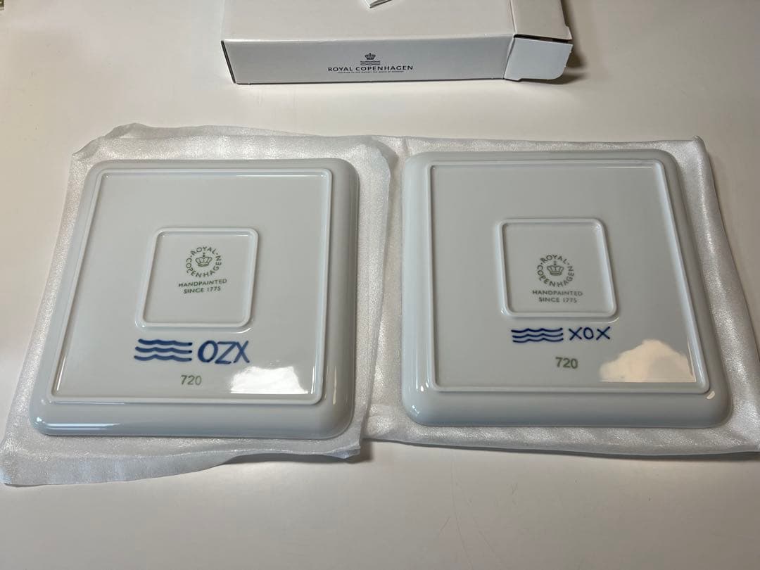 ロイヤルコペンハーゲン　メガスクエアディッシュ 20cm