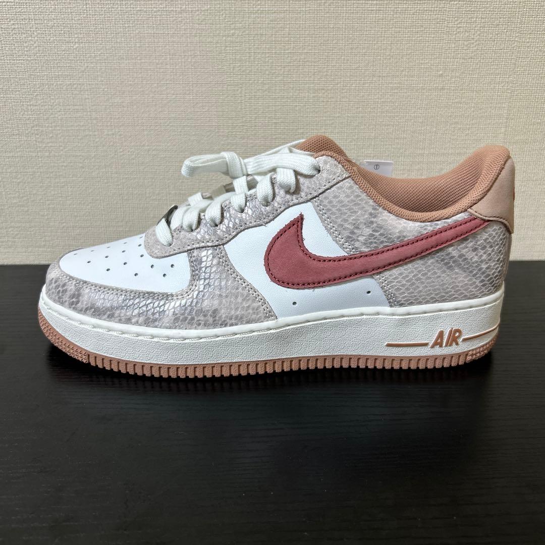 ナイキ エア フォース ワン 25センチ サミットホワイト 蛇