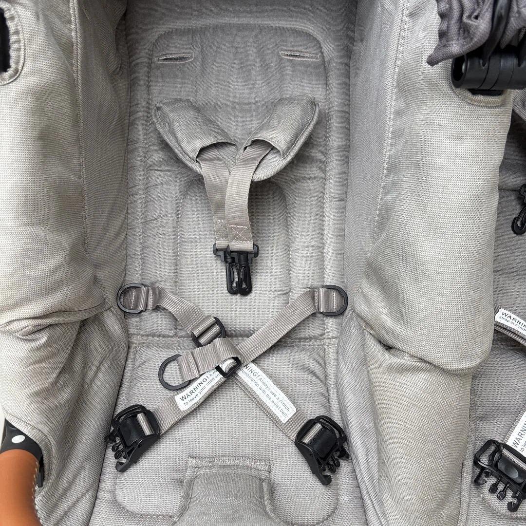 エアバギー ココダブル　フロムバース 純正マット付き2人用・双子用