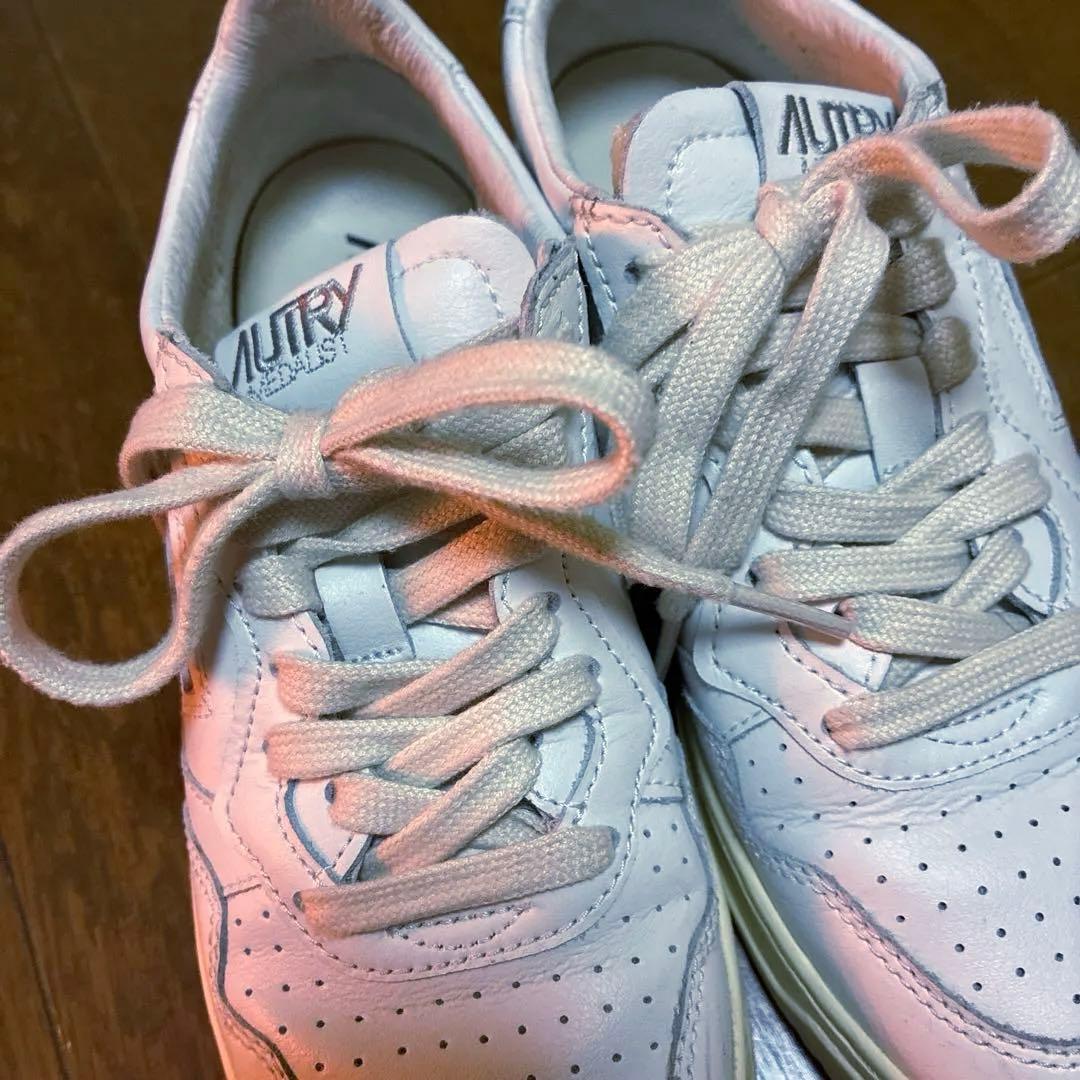 AUTRY MEDALIST LOW WOM WHITE スニーカー