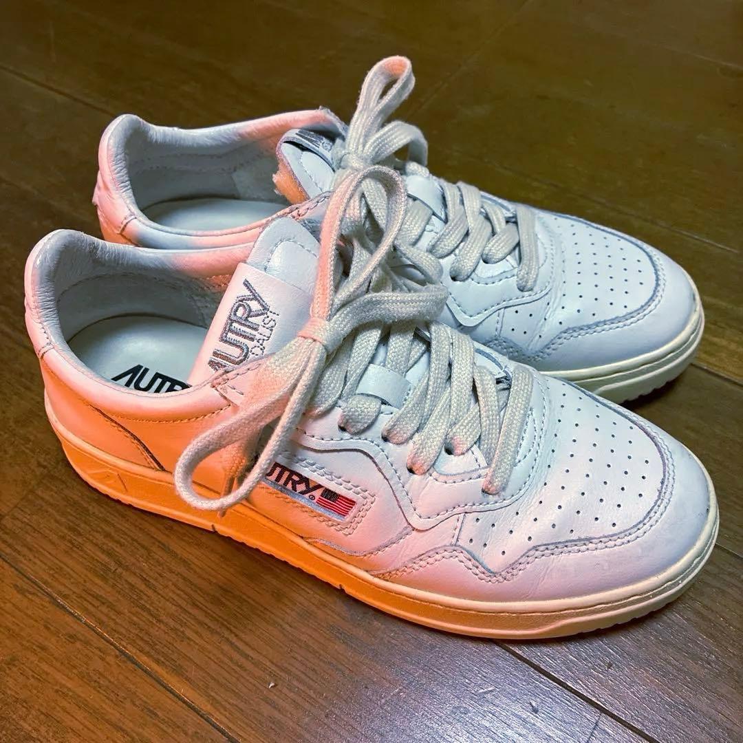AUTRY MEDALIST LOW WOM WHITE スニーカー