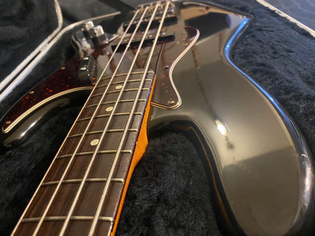 ベース Fender American Vintage Jazz Bass 1962