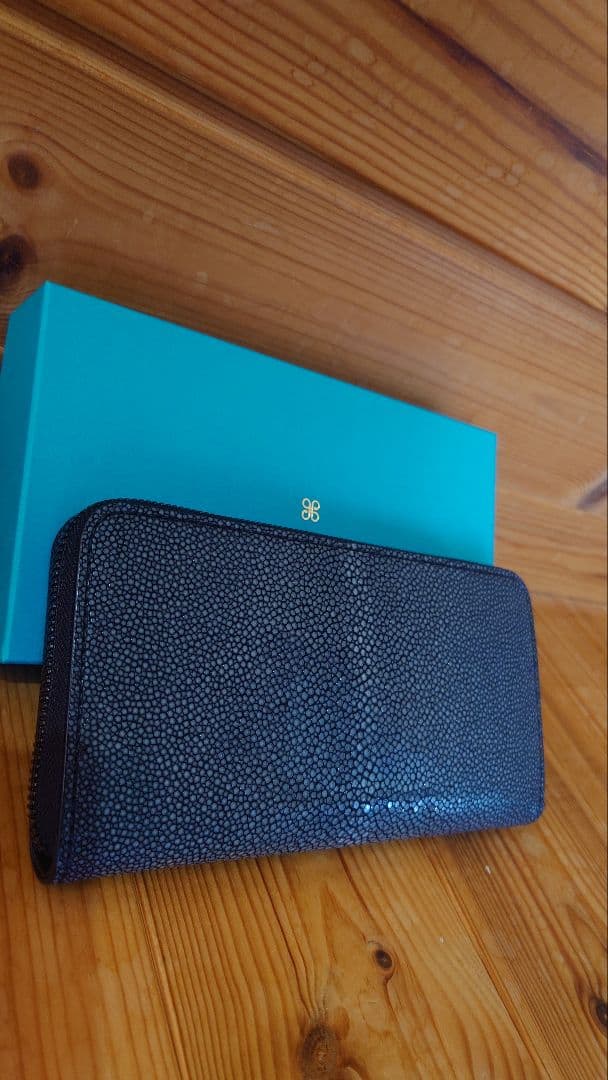 【極美品】BAHARI バハリ　ラウンドファスナー長財布