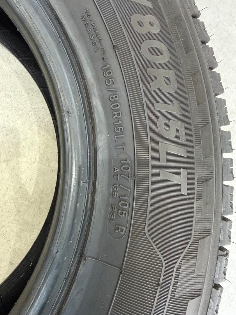 MICHELIN 195/80R15LT スタッドレスタイヤ 4本セット
