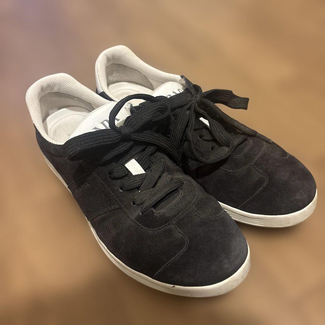 PRADA ブラック スエード スニーカー