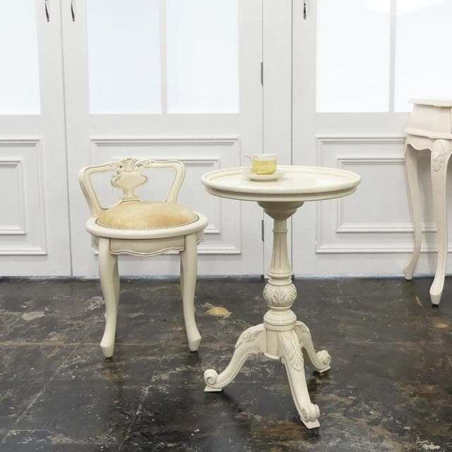 《新品・送料無料》ヴァーサ　ラウンドテーブル(ブラウン)(ホワイト)