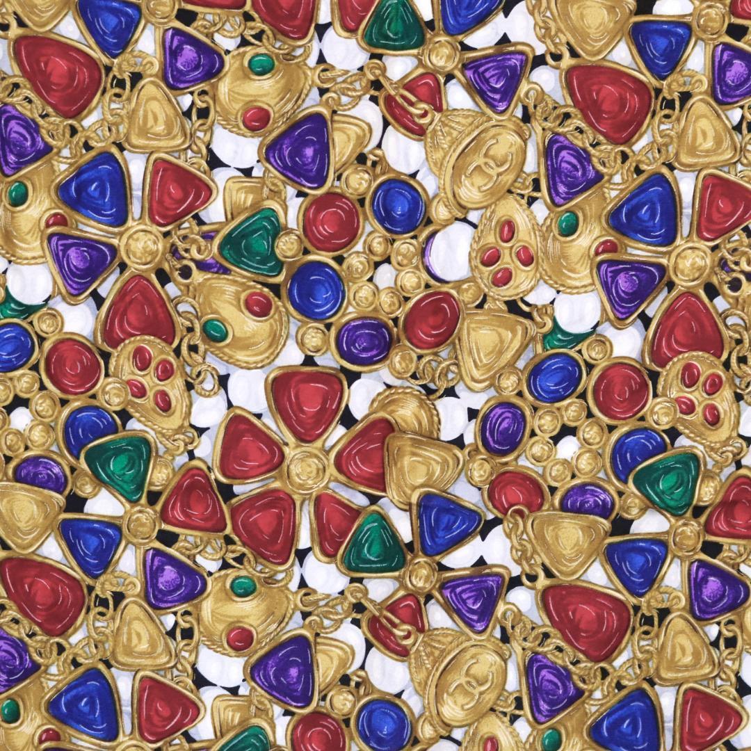 CHANEL グリポワ柄　シルク　スカーフ　ビジュー　大判　ストール　ココマーク