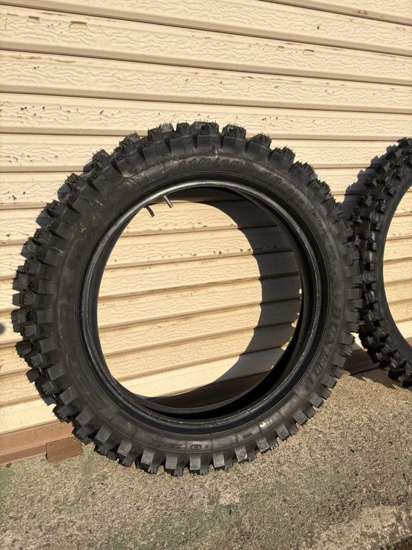 ダンロップ　MX33 80/100-21 110/100-18 YZ250X