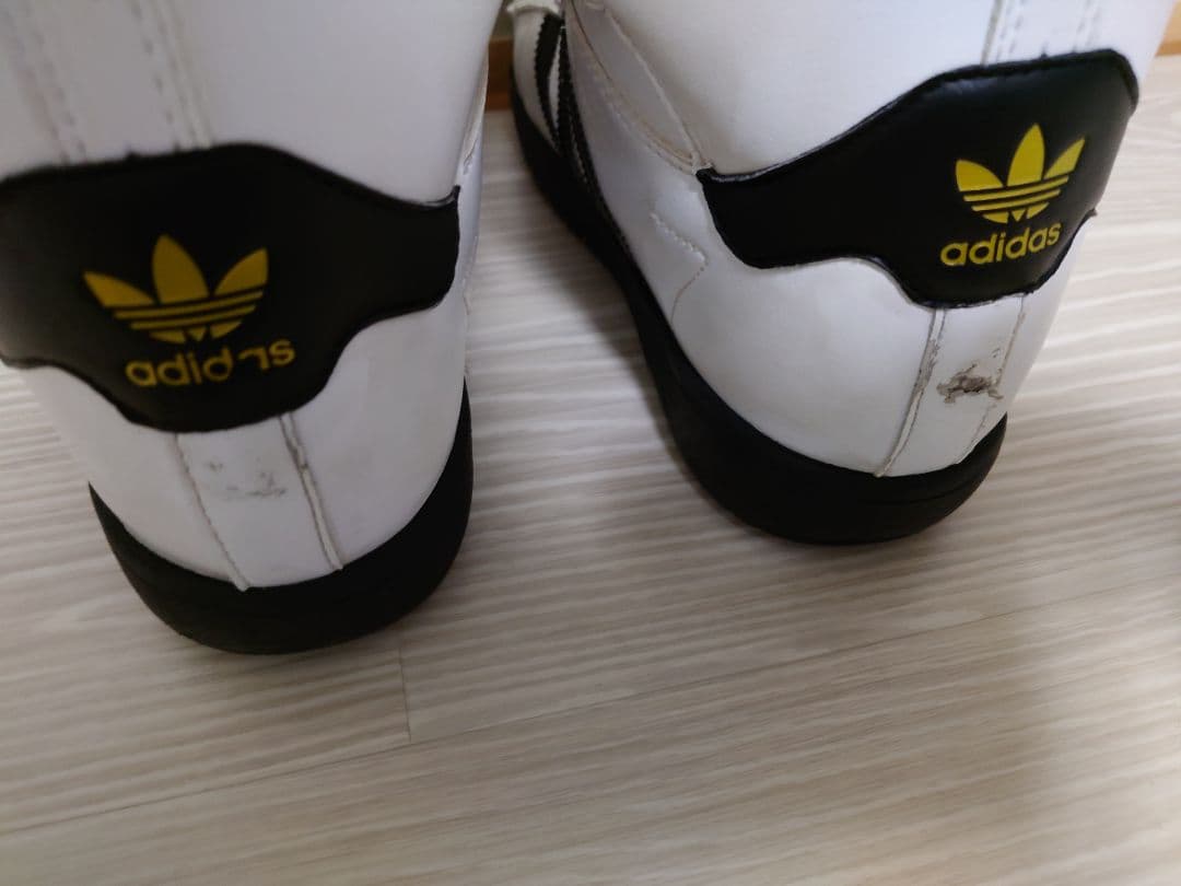 中古　adidas スノーボードブーツ　スーパースター ホワイト/ブラック