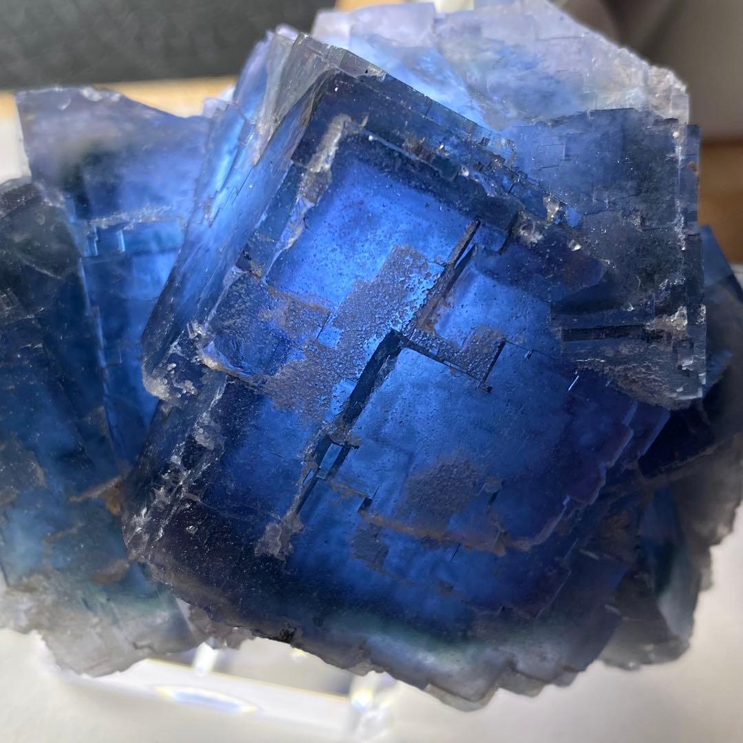 最高品質❣️シャンファーリン産/ディープブルーフローライトクラスター(212g)