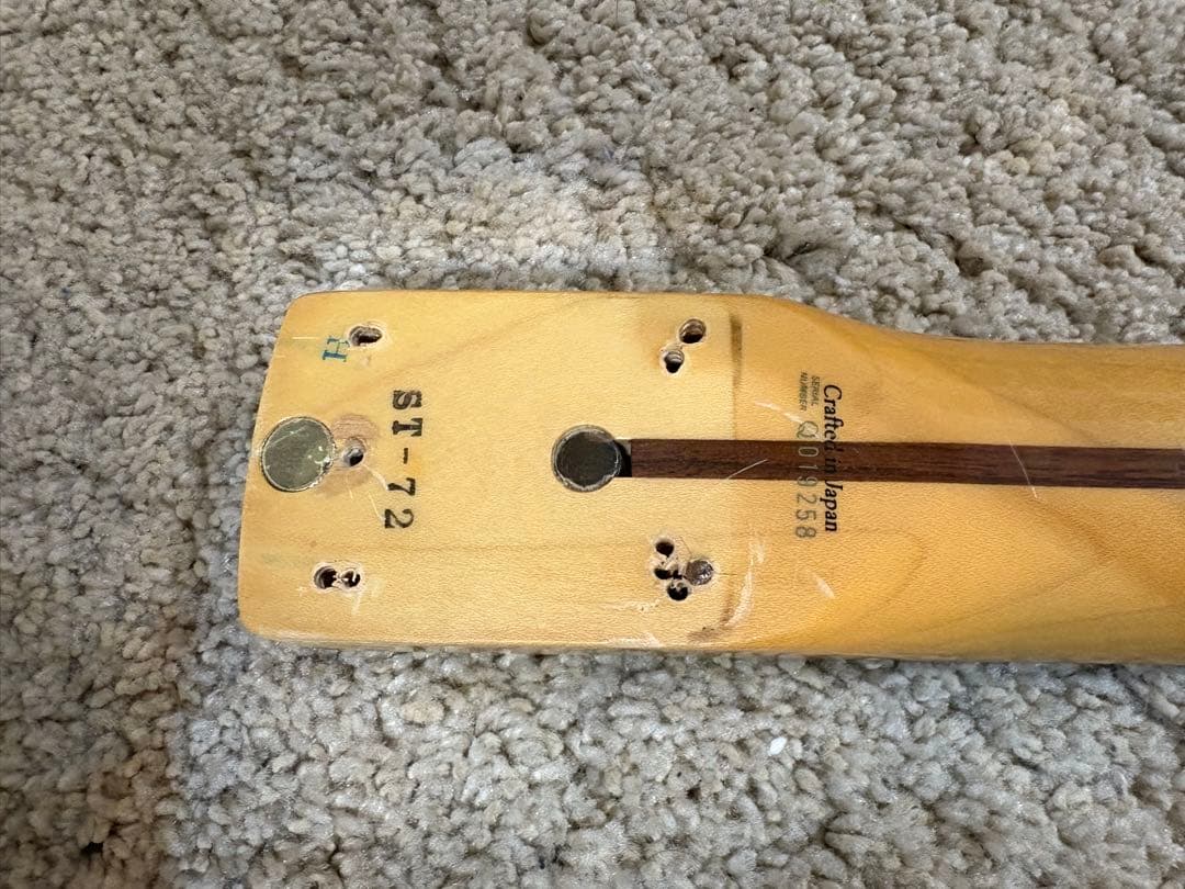 ギター Fender Japan Stratocaster 1972 type neck