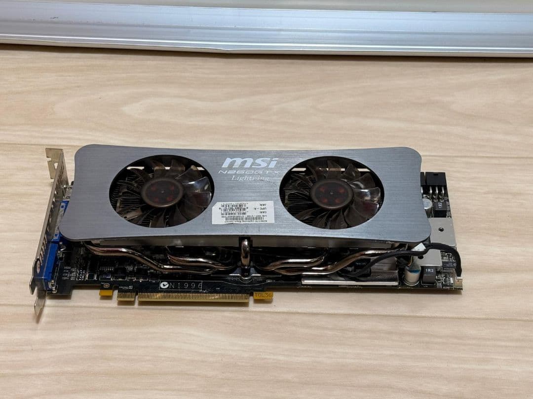 MSI N260GTX Lightning グラフィックボード