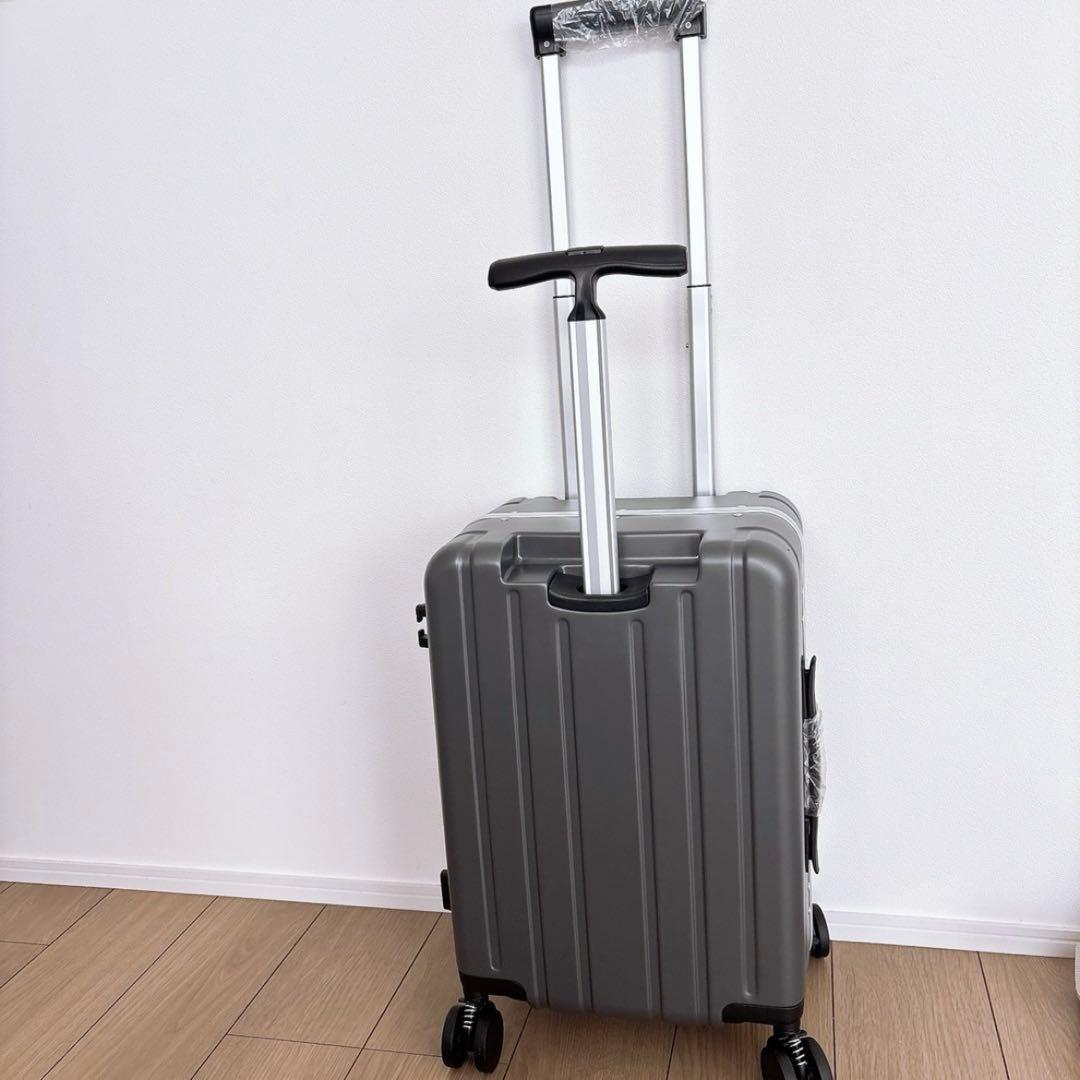 キャリーケース　キャリーバッグ　レディース　グレー　S 多機能