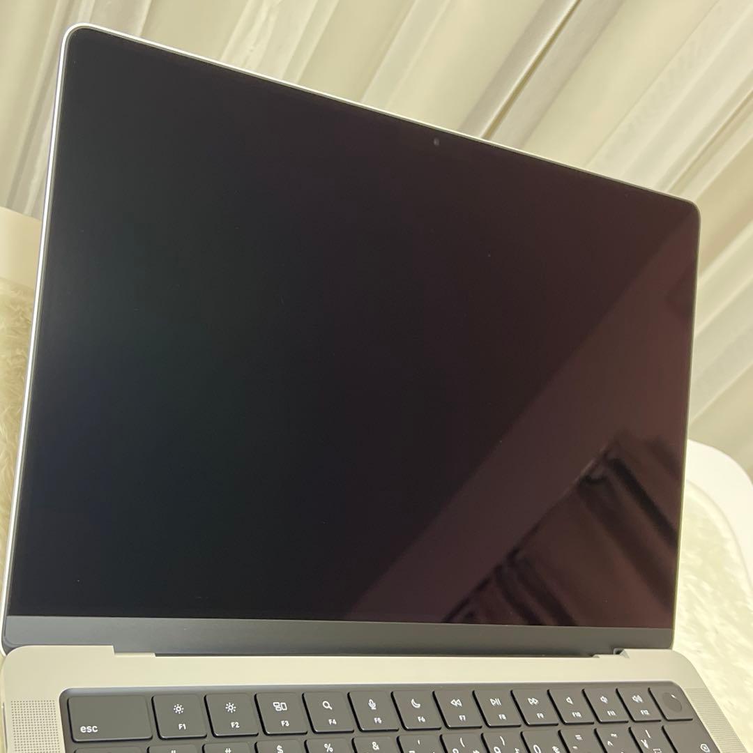 MacBook Pro M1 Max 32GB/512GB 14インチ