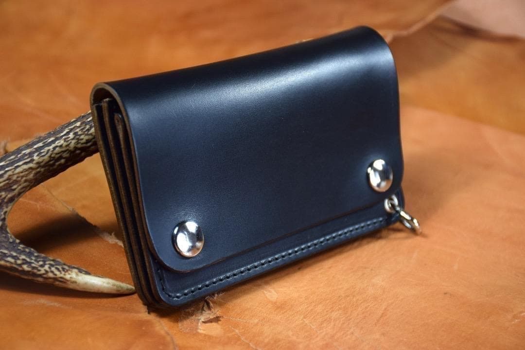 【MARYAM社 ホースバット】　トラッカーウォレット　ミドルサイズ　黒　茶芯